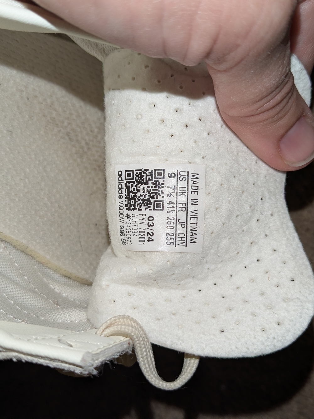 Adidas Womens Retro Runner Sneakers - Picture 6 of 6